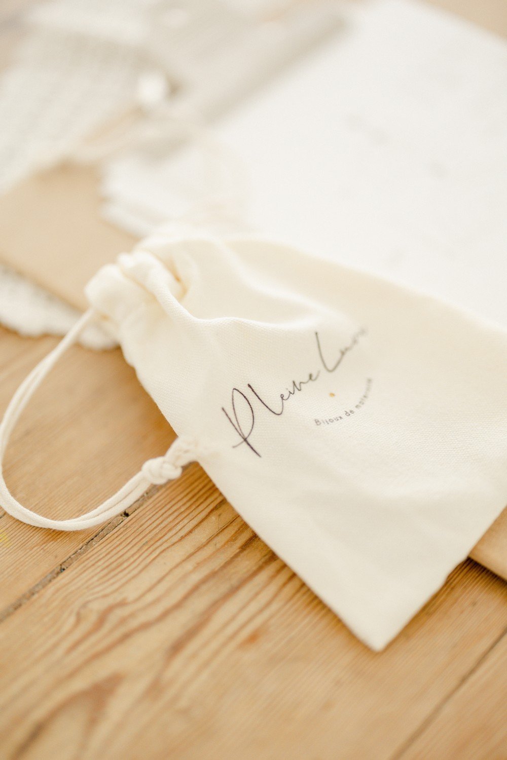 Mobile bébé arc en ciel en bois compatible bola de grossesse RAINBOW – Image 6