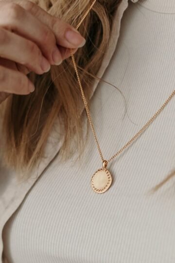 Pendentif personnalisé brossé couronne de laurier or SAGESSE