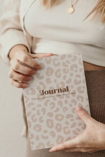 Alternative view of Coffret femme enceinte - doudou + journal + bola + tisane bio