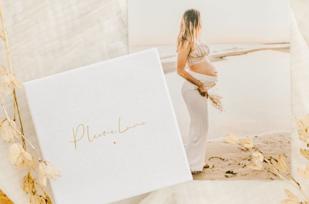 Pendentif médaille perlée gravée de vos initiales - Personnalisable – Image 4