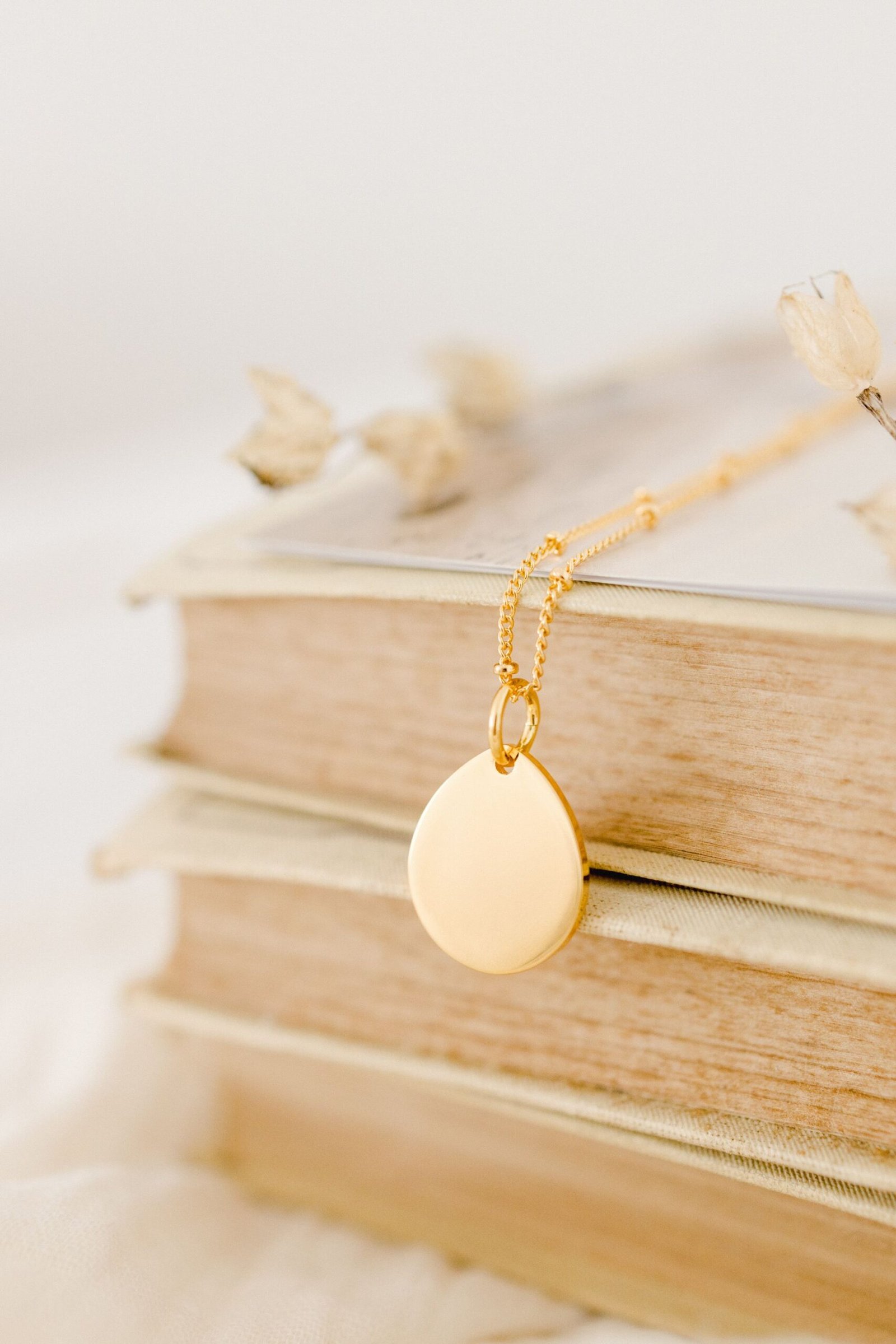 Pendentif médaille or goutte ÉPURE