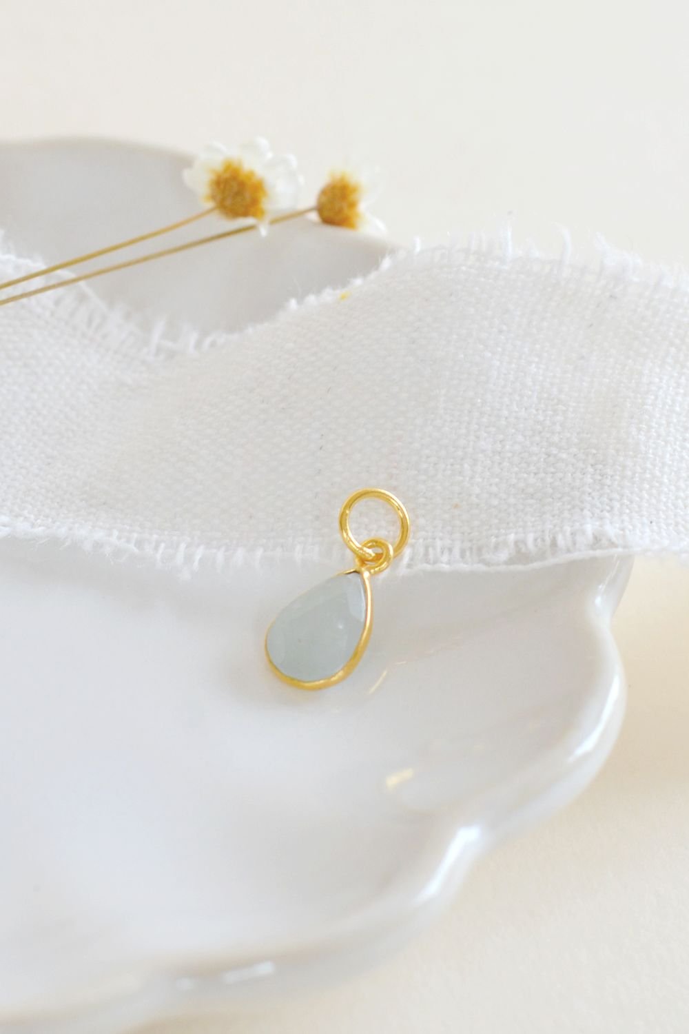 Pendentif charm pierre de naissance