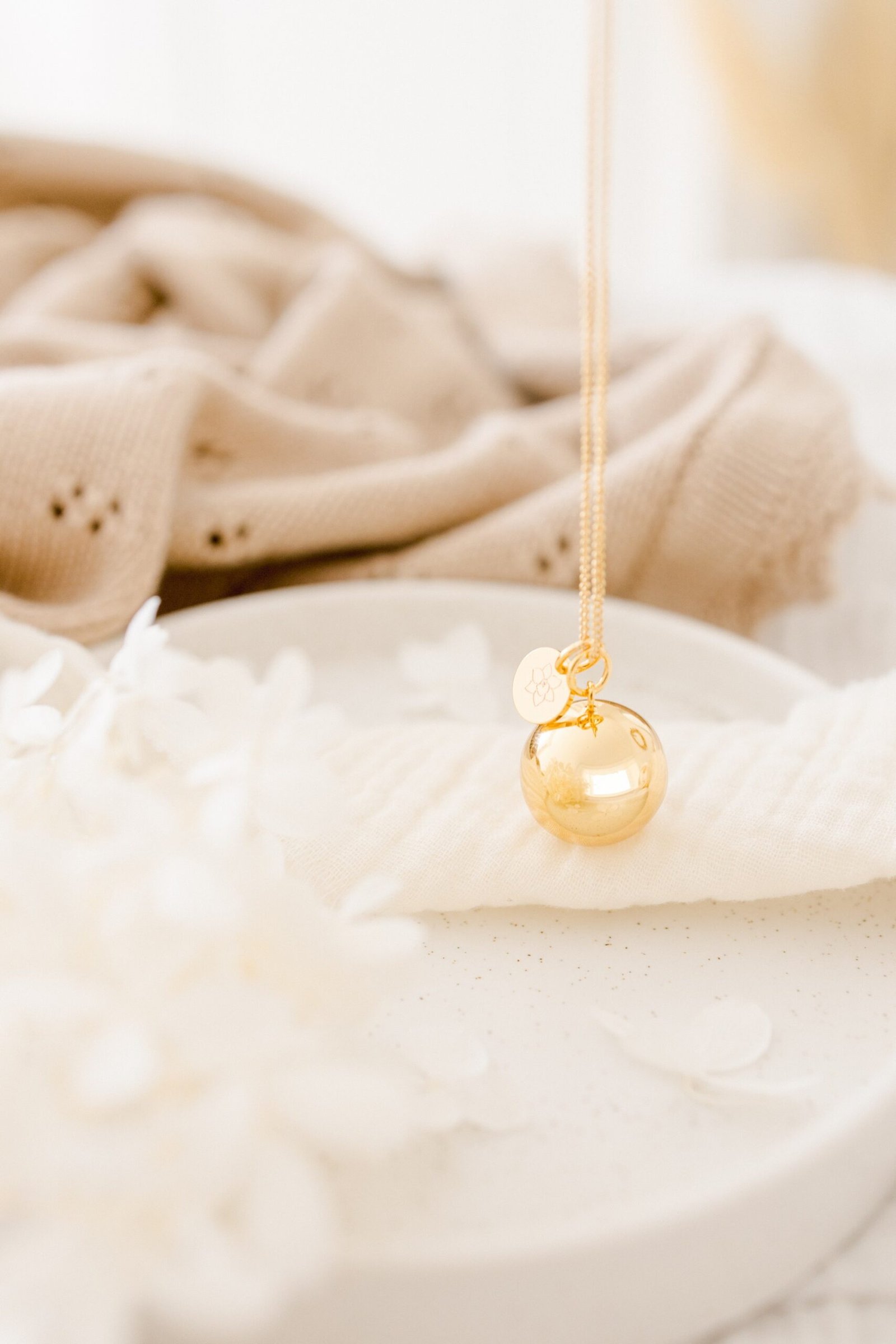 Bola de grossesse personnalisé gravé fleur de naissance ECLOSION – Image 3