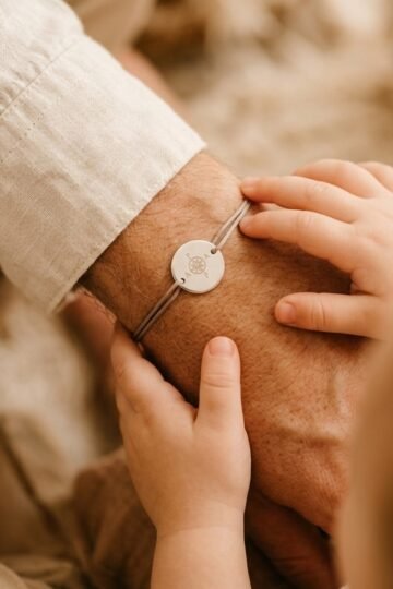 Bracelet papa personnalisé ajustable disque argent cordon rose des vents MON GUIDE