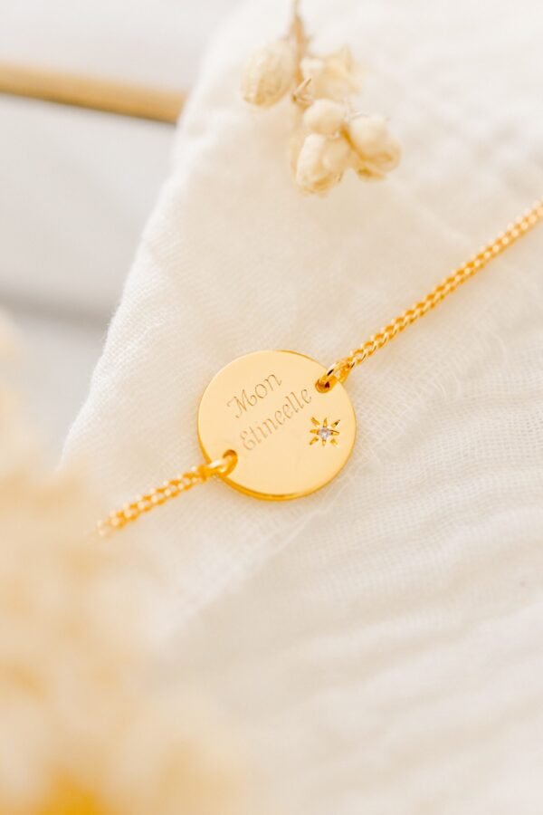 Bracelet personnalisé pastille oxyde de zirconium chaine or EPURE