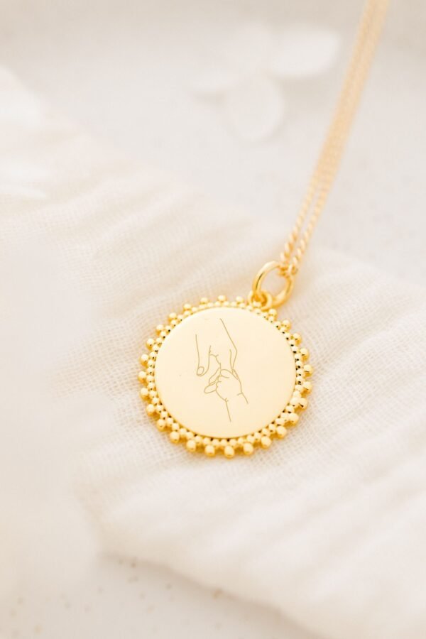 Pendentif personnalisé médaille ronde or éclat naissance ONDE D'AMOUR
