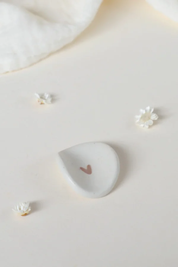 Alternative view of Worry stone en grès émaillé MON GALET APAISANT - Edition limitée