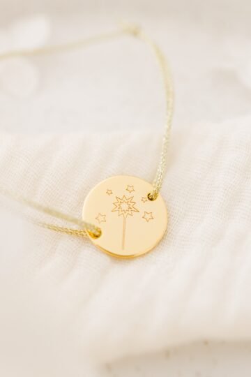 Alternative view of Bracelet personnalisé cordon enfant médaille ronde gravée BAGUETTE MAGIQUE