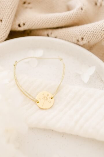 Bracelet personnalisé cordon enfant médaille ronde gravée BAGUETTE MAGIQUE