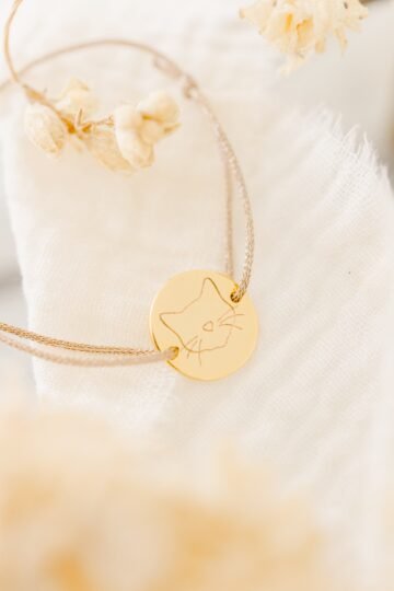 Bracelet baptême à personnaliser cordon médaille ronde gravée PETIT CHAT