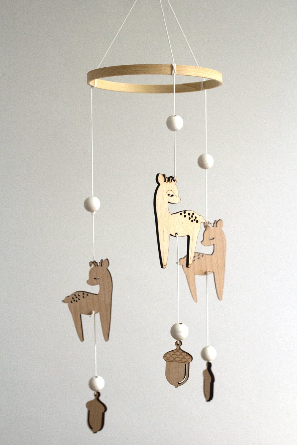 Mobile bébé faons en bois MURMURE DE LA FORÊT – Image 3