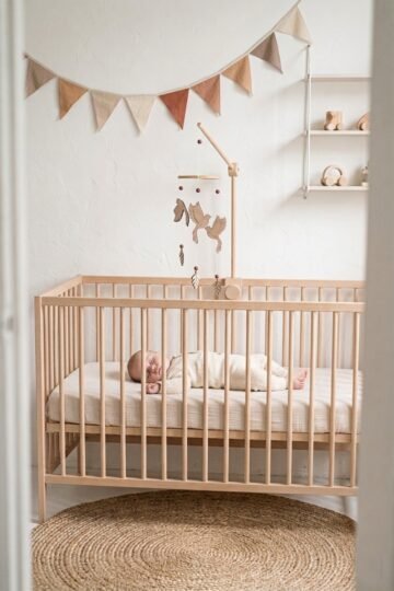 Mobile pour lit bebe oiseaux en bois MIGRATION