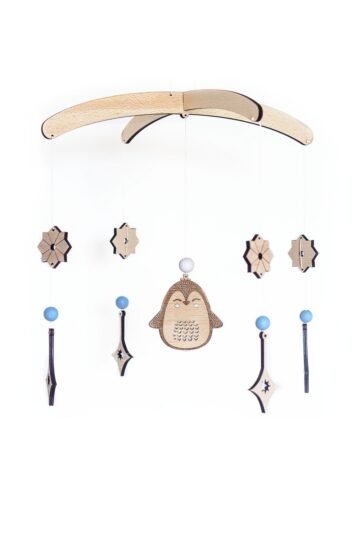 Alternative view of Mobile pour bebe pingouin en bois SUR LA BANQUISE