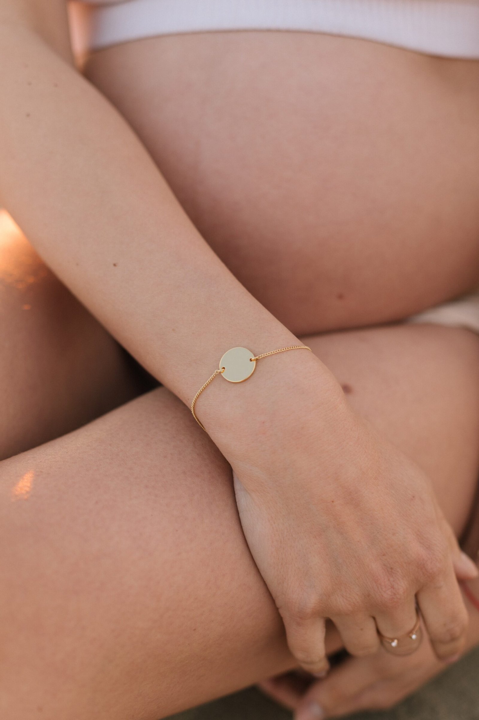 Bracelet personnalisé médaille ronde gravée EMOTIONS DOUCES – Image 4