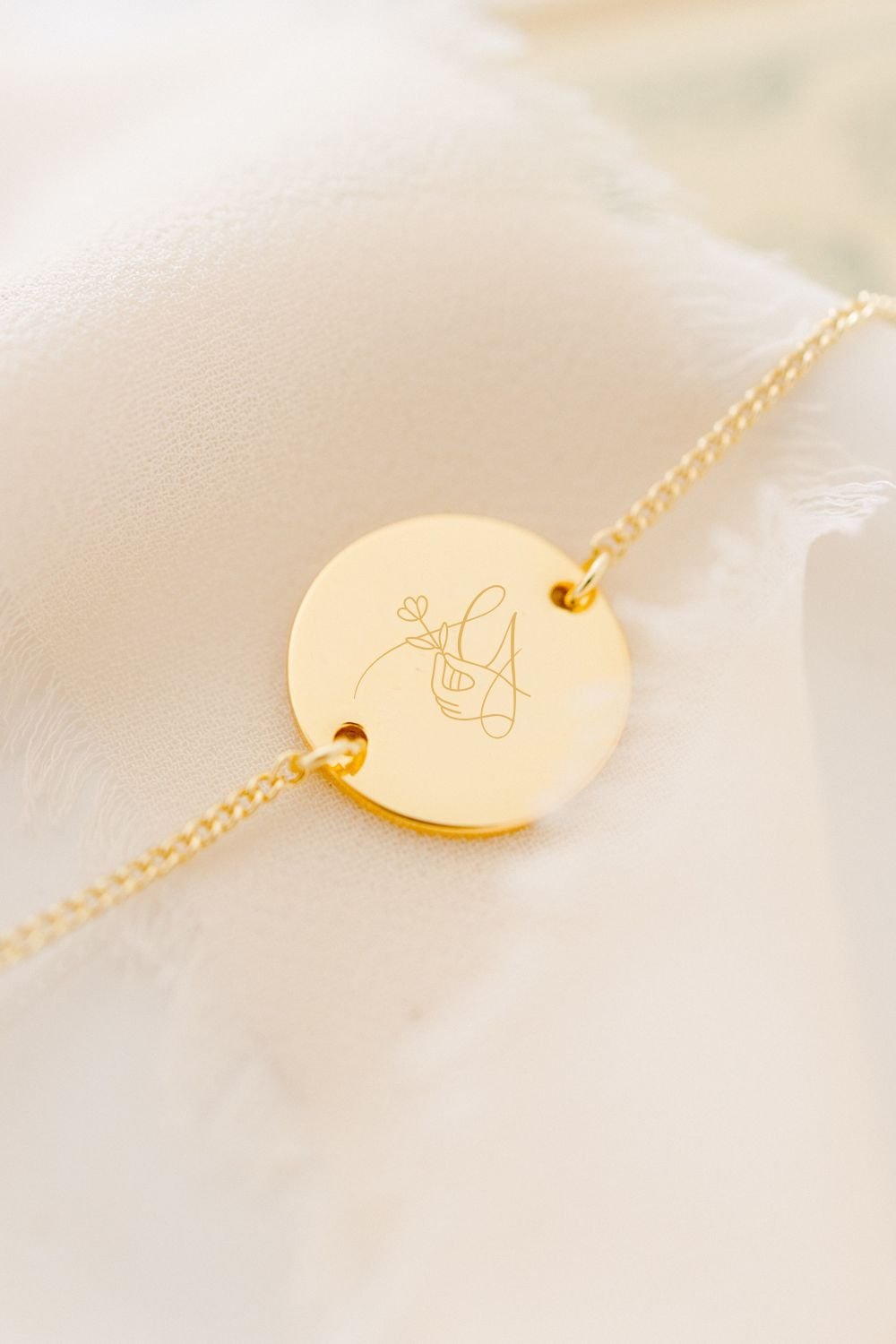 Bracelet personnalisé médaille ronde gravée EMOTIONS DOUCES