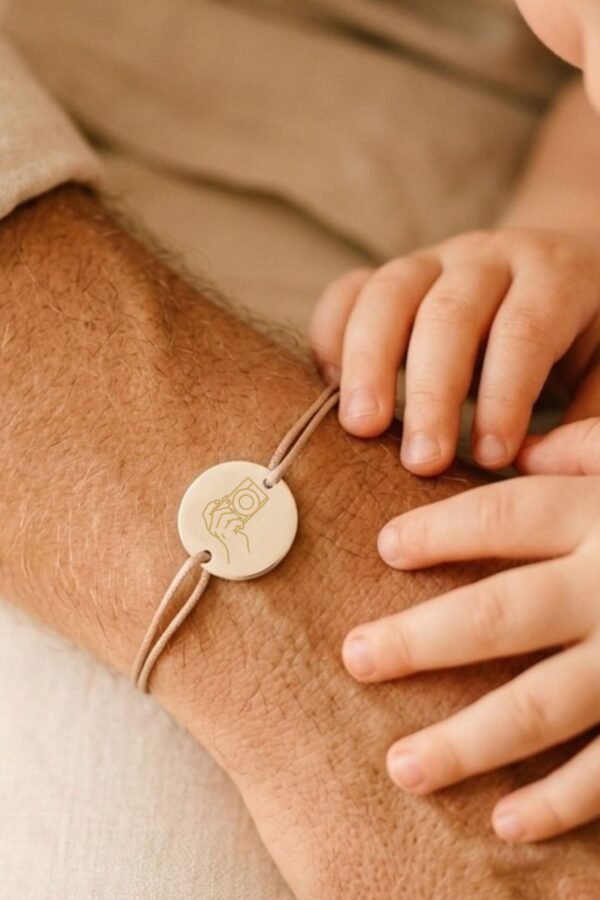 Bracelet gravé papa disque cordon argent MON PAPA A MOI