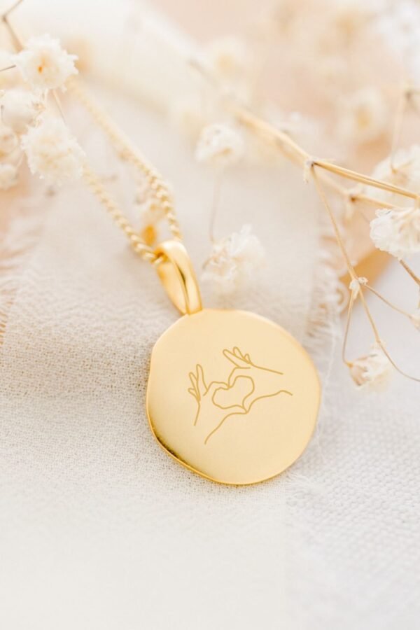 Pendentif moon personnalisable DE TOUT COEUR