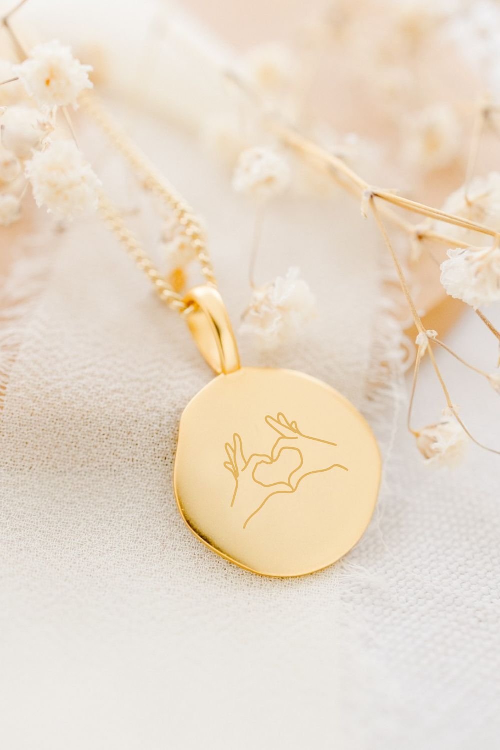 Pendentif moon personnalisable DE TOUT COEUR