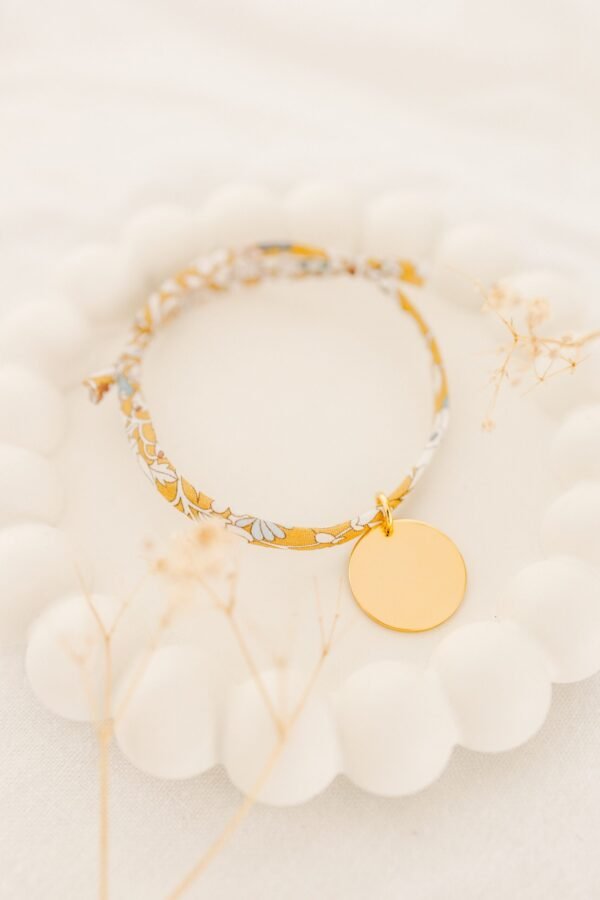 Alternative view of Bracelet personnalisé cordon liberty médaille ronde EPURE