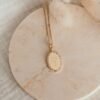 Médaille de baptême ovale dentelle or BENEDICTIONS – Image 3