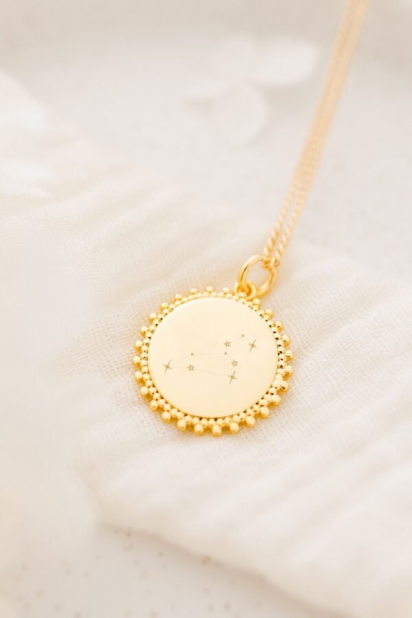Collier personnalisé médaille or éclat CONSTELLATION